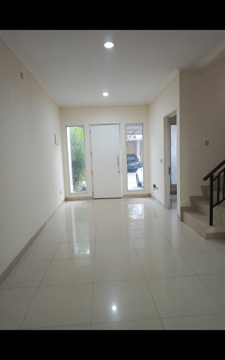 Rumah 2 Lantai Cantik Manis Harga Ekonomi