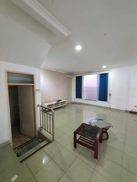 Disewakan Rumah Muara Karang Blok 10