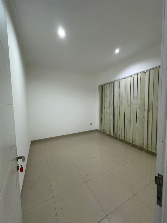 Rumah Green Lake Cluster Australia Boulevard Dekat Mall Puri