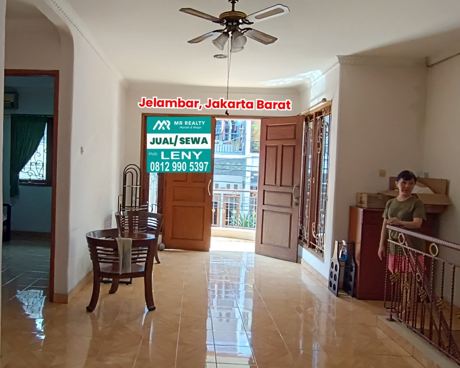 Murah Rumah Bagus Siap Huni 2 Lantai di Jelambar, Jakarta Barat