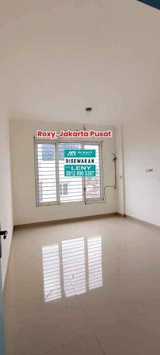 Rumah Minimalis di Roxy, Jakarta Pusat