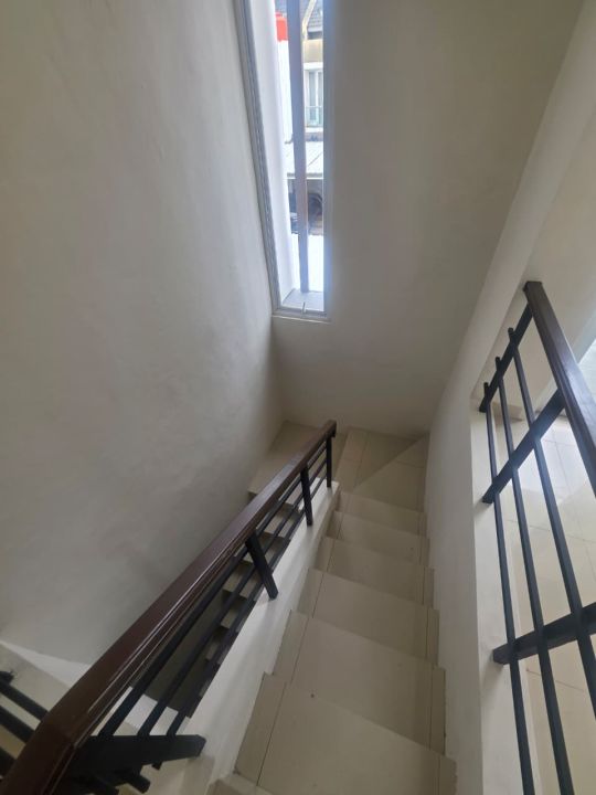 Disewakan Rumah Bagus 2 Lantai di Gading Serpong