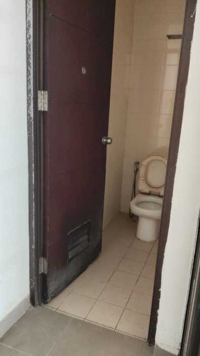 Disewakan Rumah Mungil Green Lake City Cocok untuk Keluarga Kecil