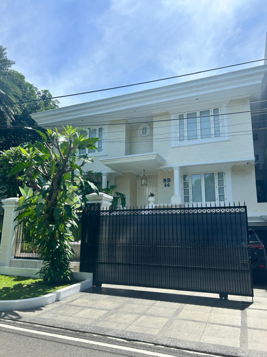 Di Sewa Rumah di Pondok Indah, Jakarta Selatan