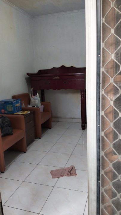 Disewakan Rumah Jembatan Gambang Penjaringan Strategis