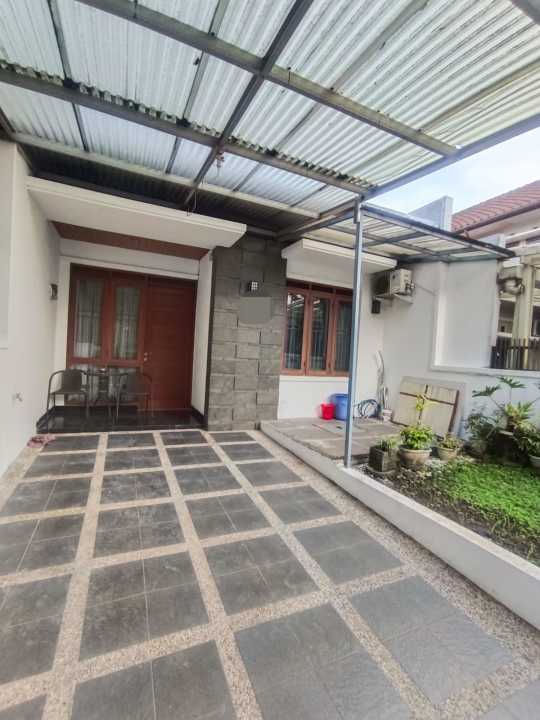 Rumah Minimalis Dikomplek Batununggal