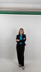 Indri Ndaru | Agen Properti MR Realty