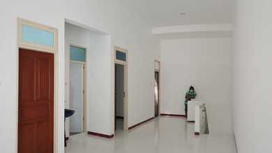 Rumah Sunter Siap Huni Rapih Bagus Jalan Lebar 2 Lantai