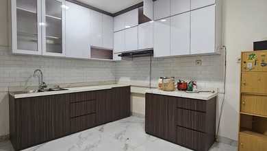 Rumah Sunter 6x15 Bangunan 2 Lantai Rapih Siap Huni