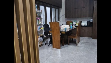 Rumah 3 Lantai Cantik Manis Harga Ekonomis Di Puri 11 