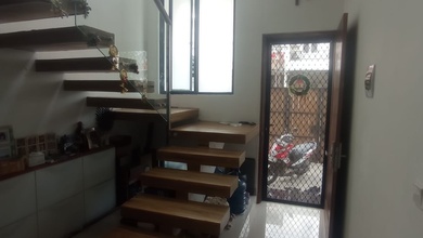 Rumah Baru Cantik 2 Lantai Manis Modern Minimalis