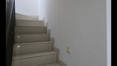 Rumah 2 Lantai Cantik Manis Harga Ekonomis