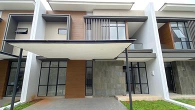 Disewakan Rumah Baru 150M2 di Pik2 Cluster Kuningan Village