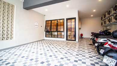 Dijual Kosan Lantai Di Tomang Akses Mobil