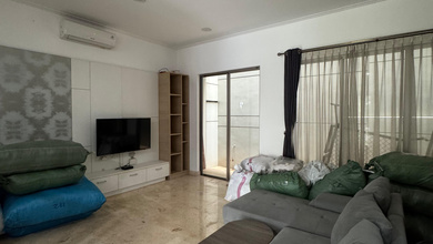 Rumah Golf Island Pik Hadap Timur dan Furnish