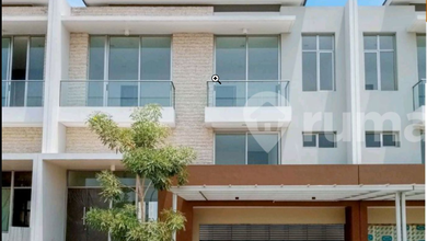 Rumah Manhattan Pik 2 Luas 250m2 Harga Murah