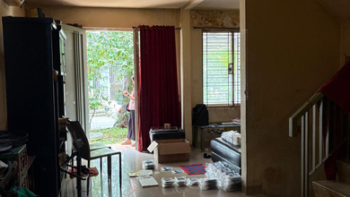 Rumah 2 Lantai di Golf Lake Residence Hadap Timur