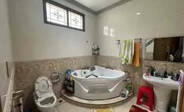 Dijual Rumah Mewah Hoek 3 Lantai di Tamanpermata Sunter,Jakarta Utara