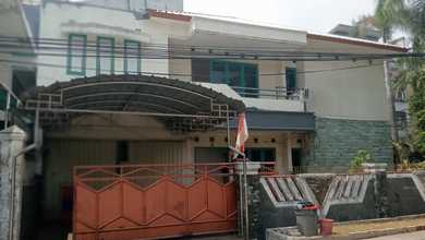 Dijual Sangat Murah Sekali Rumah Siap Pakai Di Muara Karang. Posisi Hook Depan Taman.