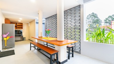 Dijual Kost Mewah 24 Kamar Tidur Dekat Bandara Soekarno Hatta, Tangerang