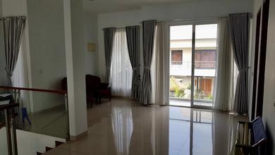 Dijual Cepat Rumah di Taman Telaga Golf, BSD