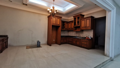 Rumah Premium LT 300 Jual area Taman Grisenda, Jakarta Utara