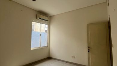 Sewa Rumah Lake Uk 8 X 20, Kosongan Cluster Favorit