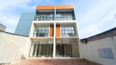 Dijual Ruko Pinggir Jalan Karang Tengah Bangunan Baru