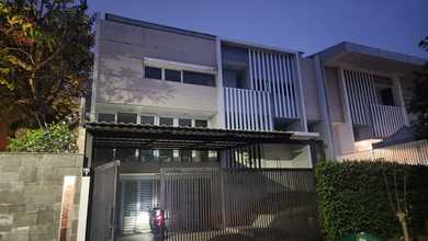 Dijual Rumah Mewah Citra 6 Semi Furnished Cluster Orange Heliconia