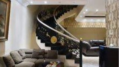 Rumah Mewah 3 Lantai Full Furnish Kolam Renang Taman Palem