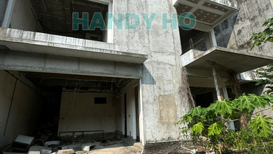 Rumah Hitung Tanah Murah !! Setengah Jadi  Taman Medit Resort  Pantai indah kapuk