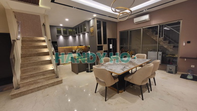 Jual Rumah Terkini area Golf Island, Jakarta Utara LT 160 m2