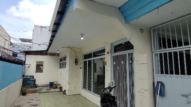 Rumah Hoek Petojo Luas 168, Lp241215jan