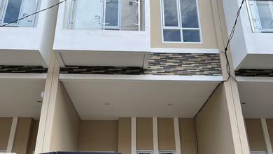 Rumah grogol uk 4x15, lp25121xxxxmei