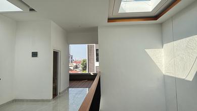 Rumah brand new duri kepa 3 lantai, lp251211xxxxagt