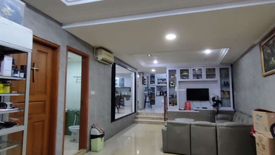 Rumah bagus duri kepa ngantong 3 lantai ,lp25121xxxxjun