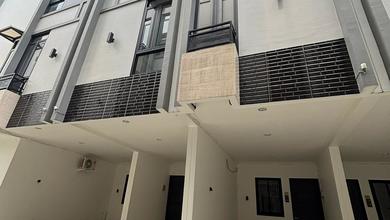 Rumah brand new kedoya 3,5 lantai, lp251211xxxxoct