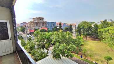 Rumah Hoek 4 Lantai di Citra 2 Ext, Jakarta Barat