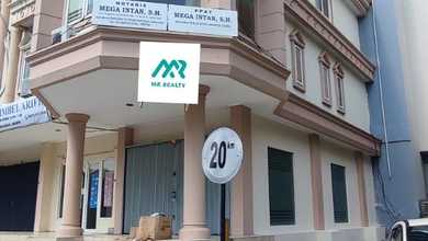 Ruko 3 Lantai di Manyar, Pantai Indah Kapuk Jakarta Utara