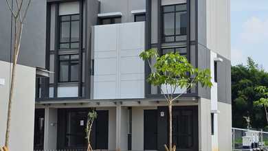 Rumah Soho Latinos Bsd Hoek 3 Lantai Brand New Unfurnished