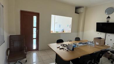 Ruko di Mutiara Taman Palem Dekat Hotel Aston Cengkareng