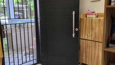 Rumah Full Bangunan 2 Lantai Hadap Timur di Casa Jardin 