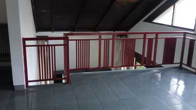 Rumah Cantik 2 Lantai Garasi Luas Daerah Antapani Bandung