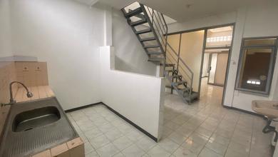 Rumah Disewakan 3 Lantai Jalan Aksan Babakan Ciparay Bandung