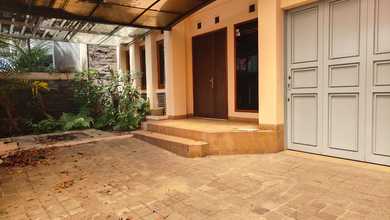 Rumah 2 Lantai Cantik Batununggal Jelita Bandung Kidul