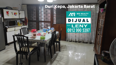 MURAH..LOKASI STRATEGIS...RUMAH LAMA LT 448 M2 DI DURI KEPA, JAKARTA BARAT, HITUNG TANAH
