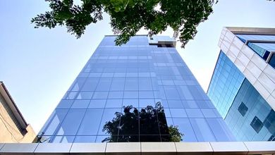 GEDUNG KANTOR 6 LANTAI DI BUNCIT RAYA, KALIBATA, JAKARTA SELATAN