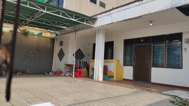 Murah Harga Njop..dijual Cepat Rumah Lt 365 M2 Di Lautze, Kartini, Jakarta Pusat