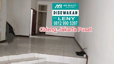 Rumah 2,5 Lantai Di Cideng, Jakarta Pusat