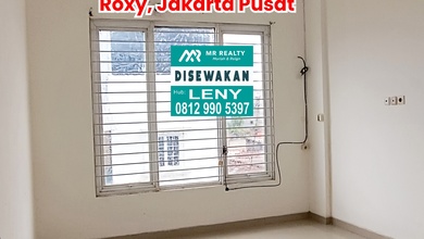 Rumah Minimalis di Roxy, Jakarta Pusat